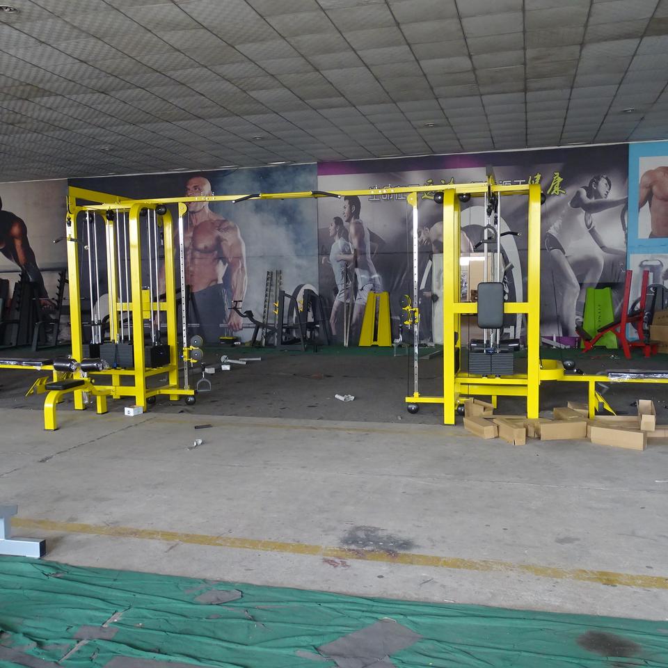 Body Building commercial gym...